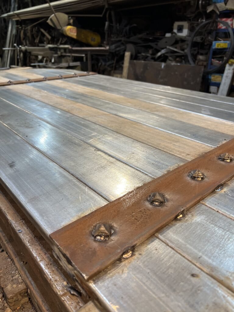 Portone in tubolari in ferro zincato