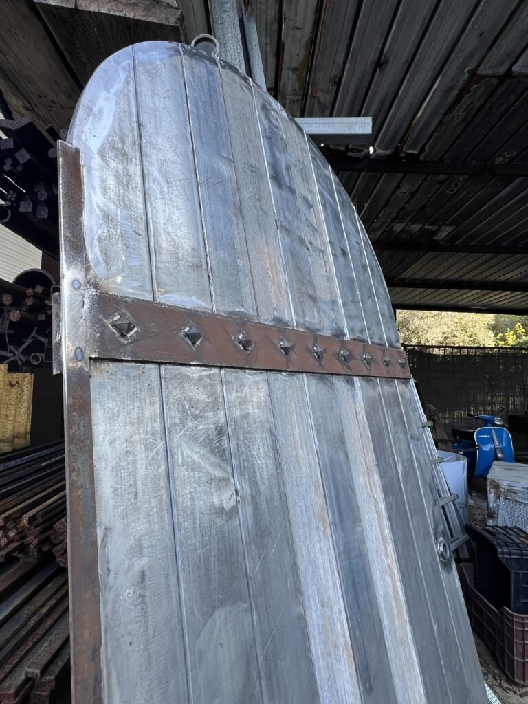 Portone in tubolari in ferro zincato